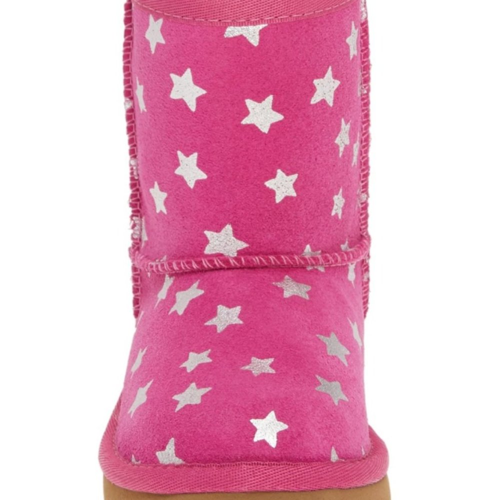 UGG Classic Short II Water Resistant Stars Boot - Picture 8 of 12